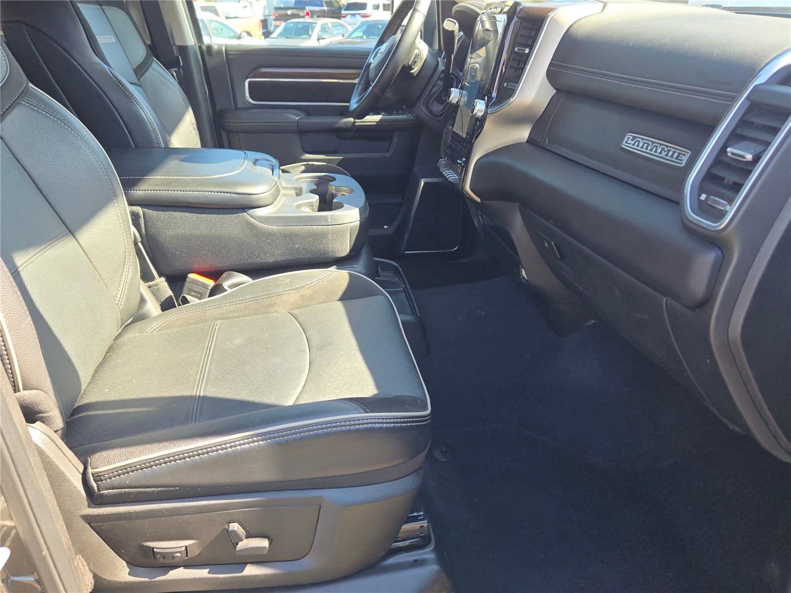 Used 2024 RAM 2500 Laramie AWD/4WD image 5