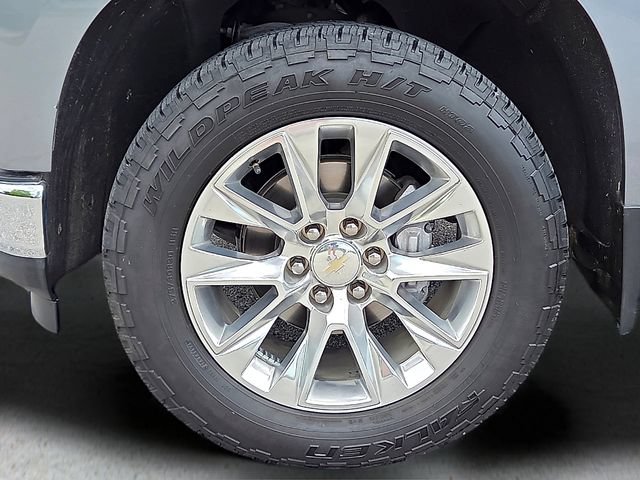 Used 2020 Chevrolet Silverado 1500 LTZ w/ LTZ Premium Package AWD/4WD image 9