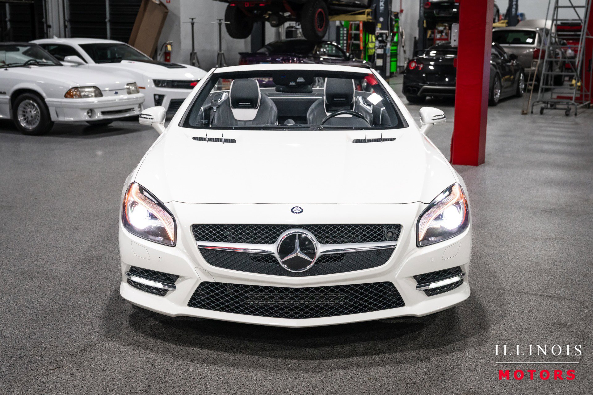 Used 2015 Mercedes-Benz SL 550 image 12