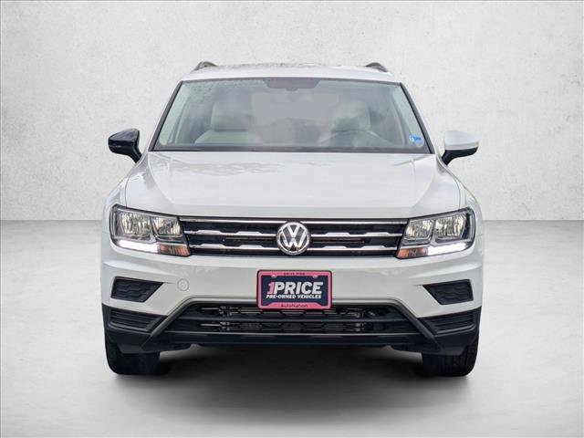 Used 2020 Volkswagen Tiguan SE w/ 3rd Row Seat Package AWD/4WD image 2