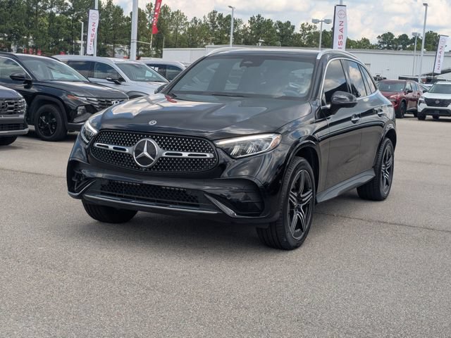 Used 2023 Mercedes-Benz GLC 300 image 10