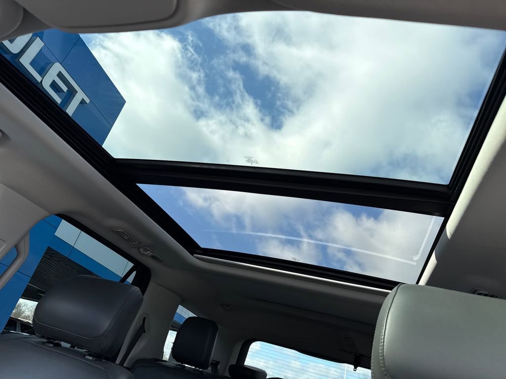 Used 2025 Ford Expedition Active image 27