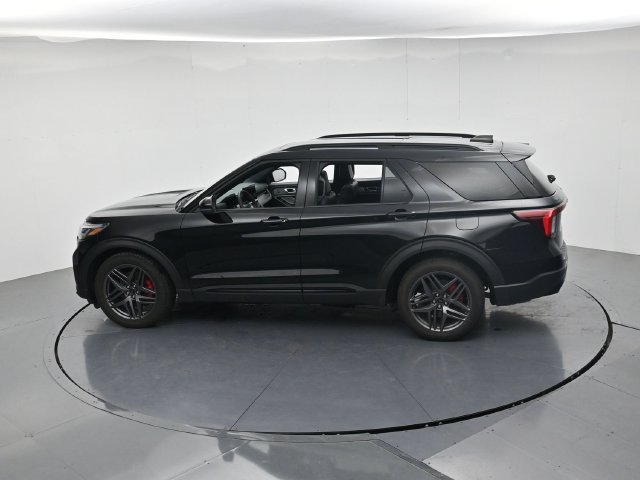 Certified 2026 Ford Explorer ST w/ Sun And Sound Package AWD/4WD image 48