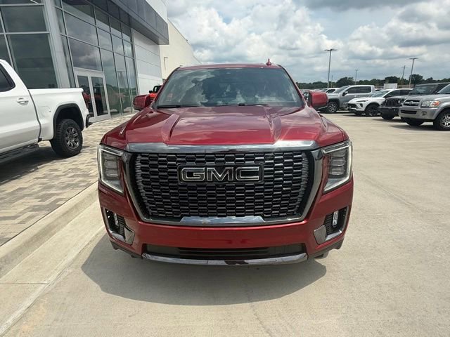 Used 2024 GMC Yukon Denali Ultimate AWD/4WD image 8