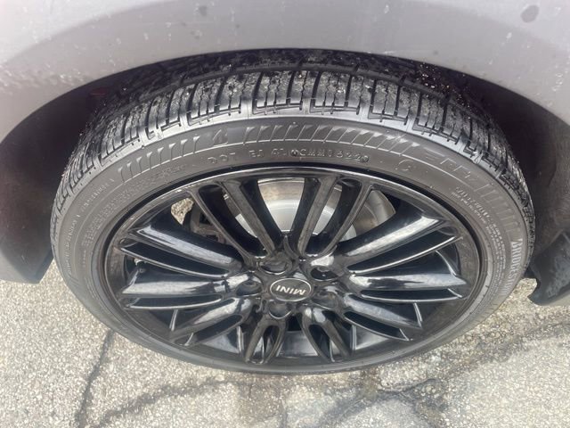 Used 2022 MINI Cooper 4-Door Hardtop image 8