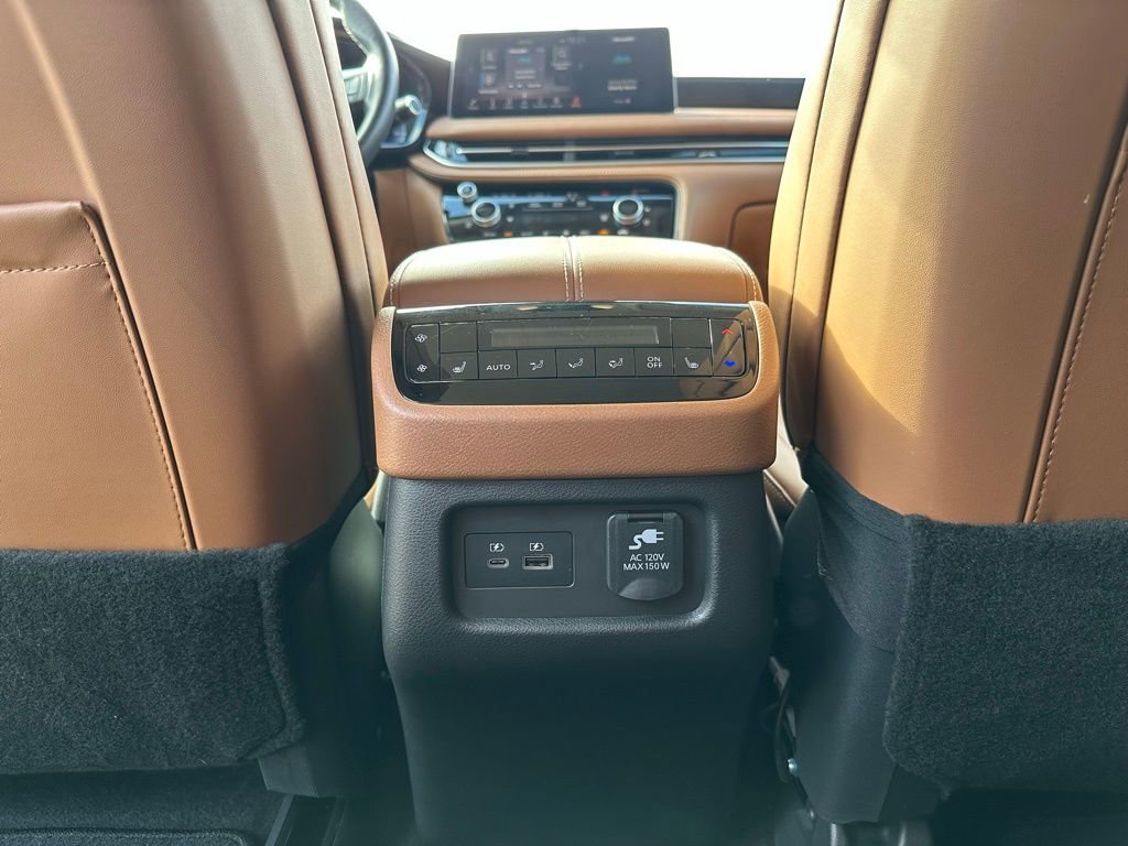 Used 2024 INFINITI QX60 Sensory w/ Vision Package image 24