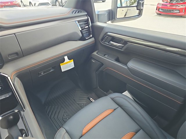 New 2026 GMC Sierra 2500 AT4 w/ AT4 Premium Plus Package image 15