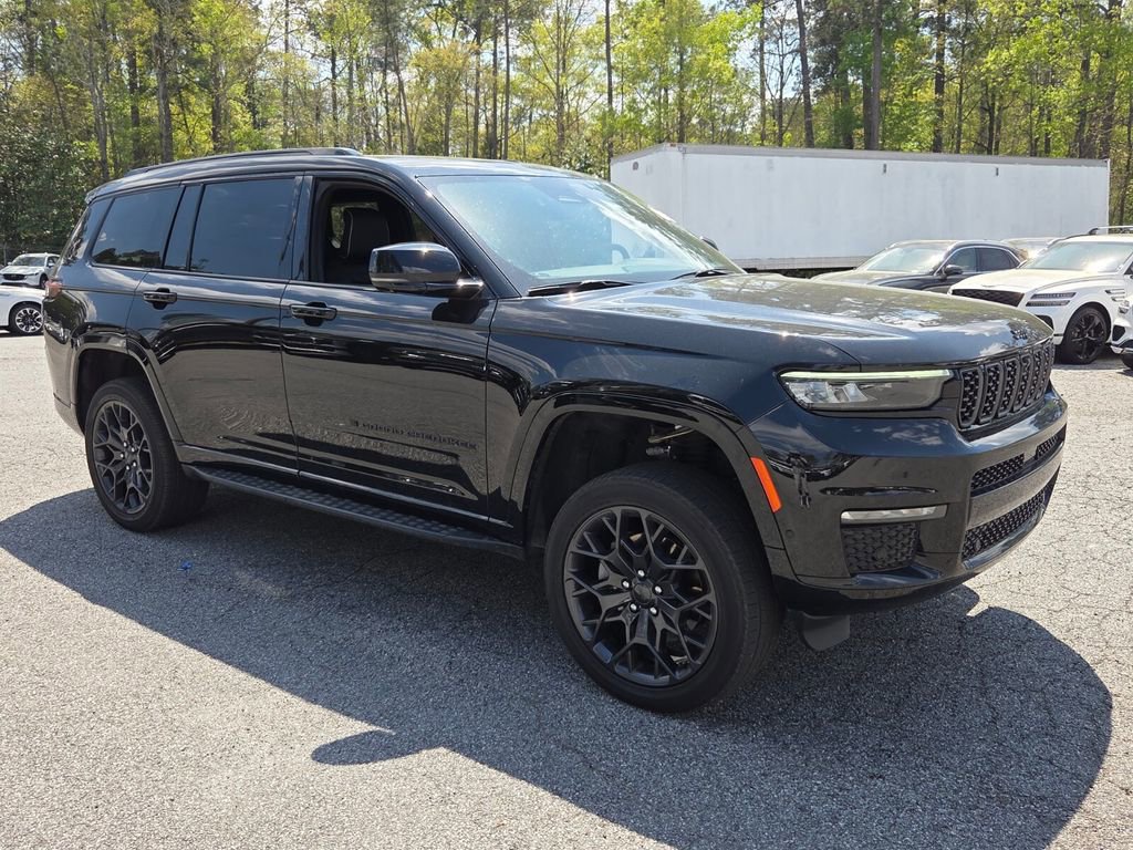 Used 2024 Jeep Grand Cherokee L Summit AWD/4WD image 1