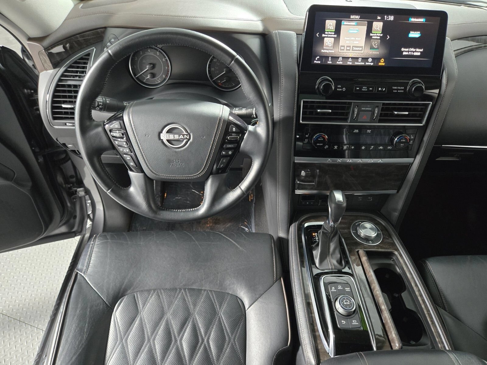 Used 2023 Nissan Armada Platinum w/ Captain's Chairs Package AWD/4WD image 15