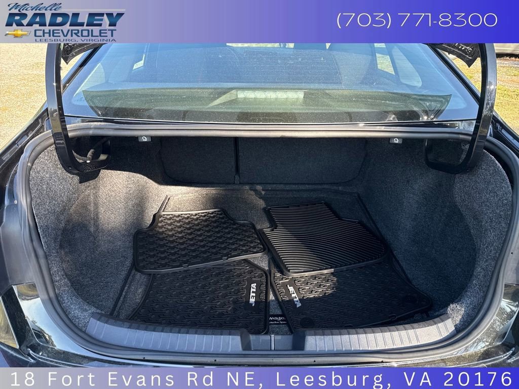 Used 2025 Volkswagen Jetta S FWD image 15