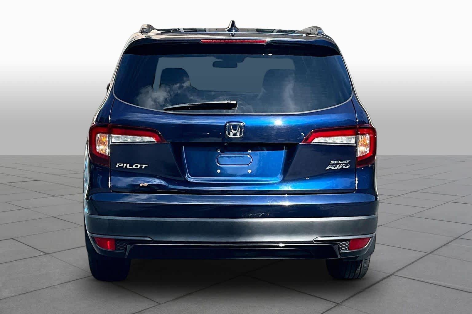Certified 2022 Honda Pilot Sport image 5