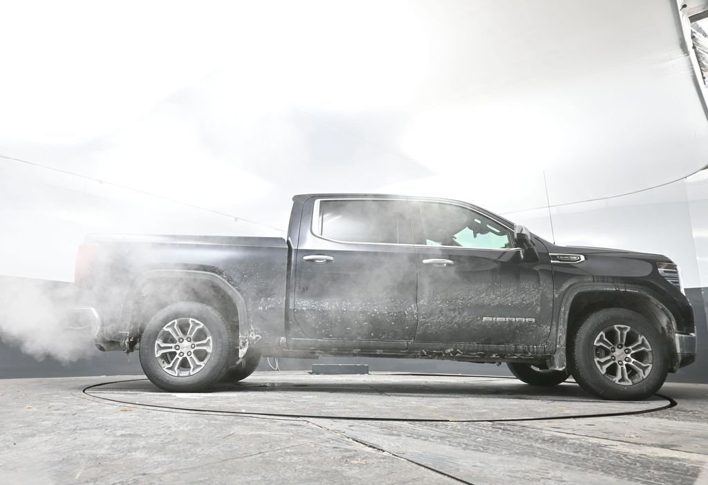 Used 2024 GMC Sierra 1500 SLT image 25