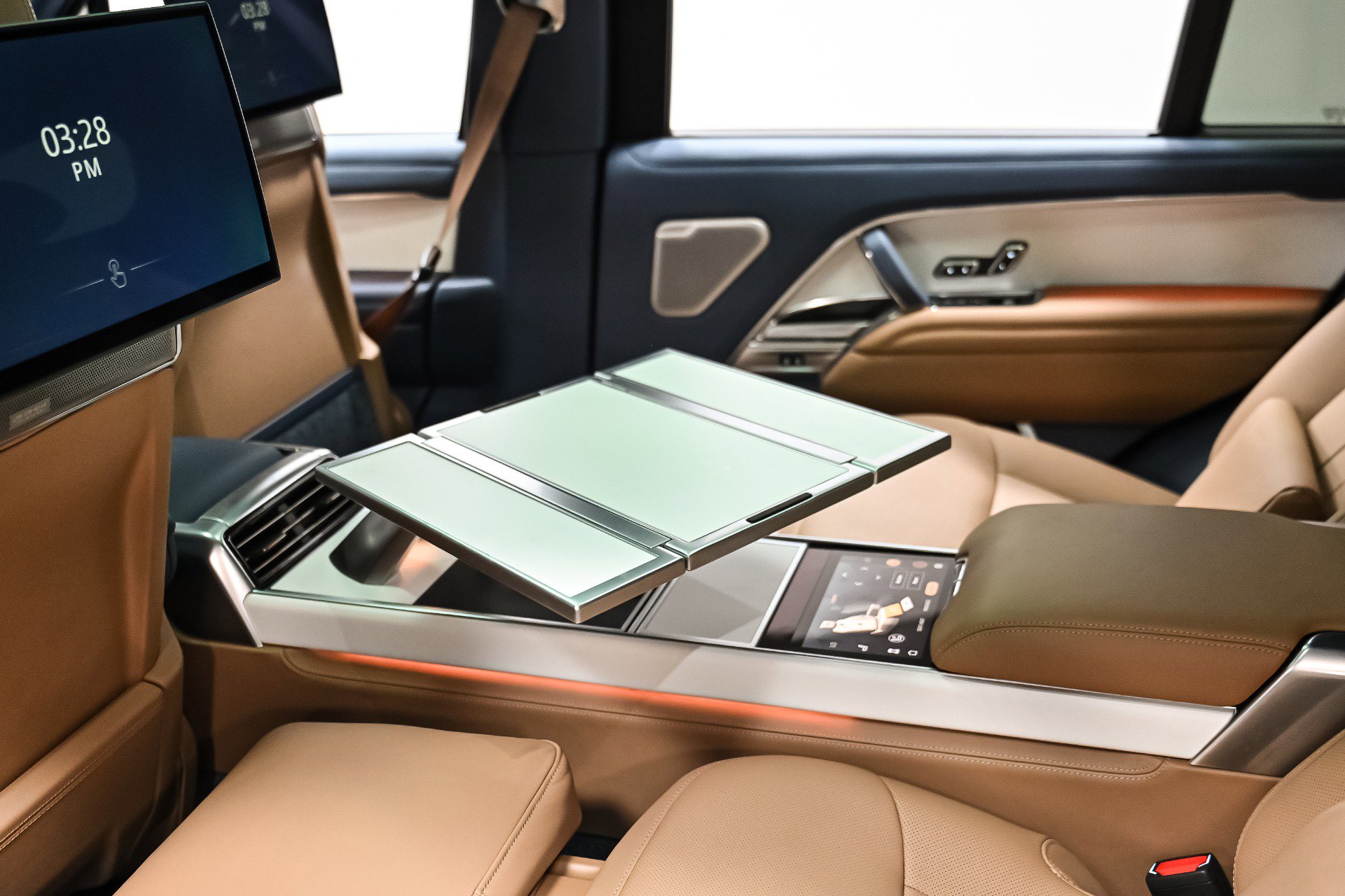 Used 2023 Land Rover Range Rover LWB SV Autobiography image 71