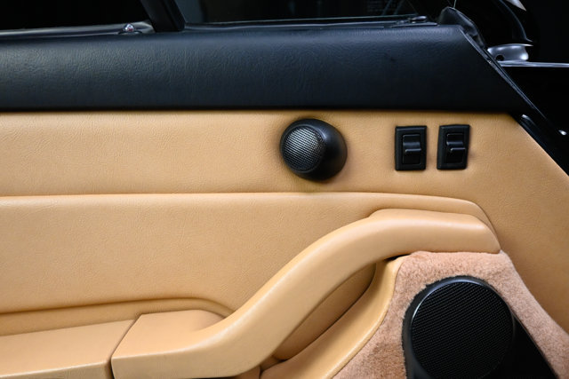Used 1995 Porsche 911 Carrera RWD image 41