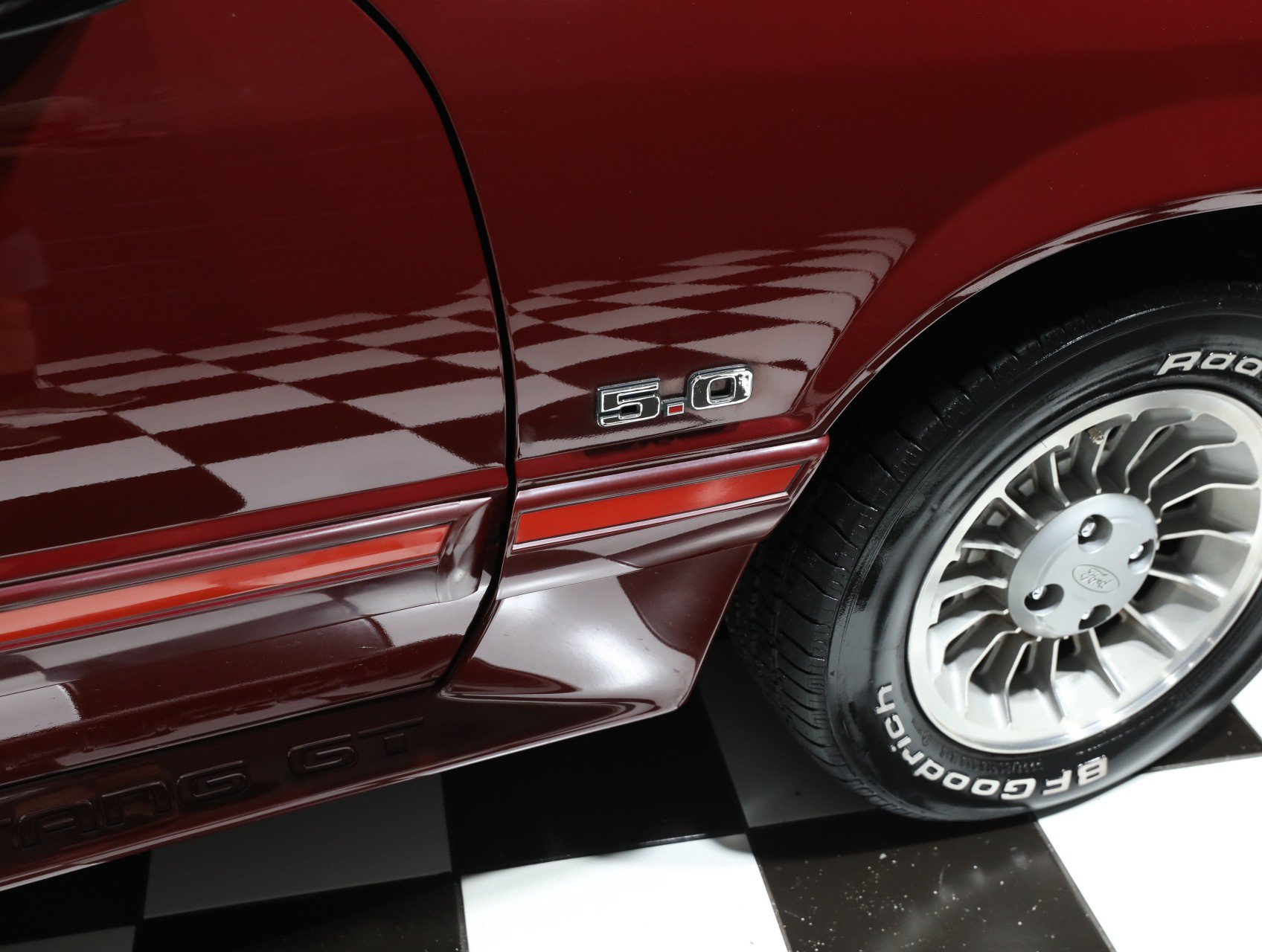 Used 1987 Ford Mustang GT RWD image 23
