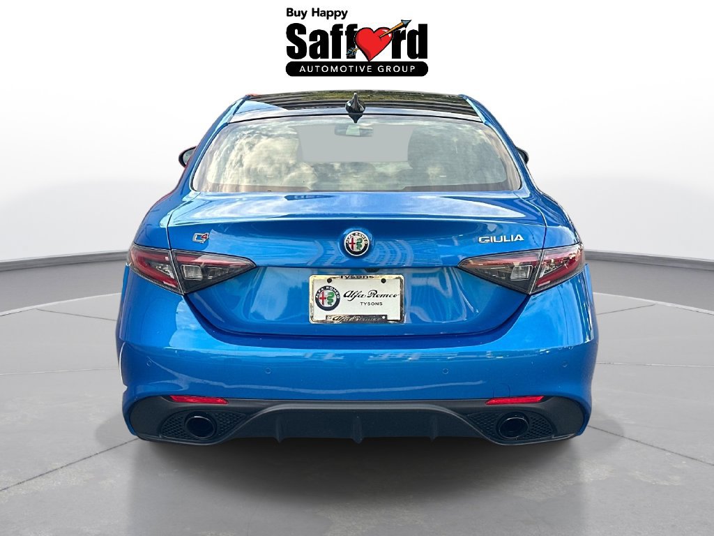 Used 2025 Alfa Romeo Giulia AWD image 7