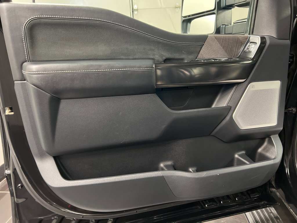 Certified 2022 Ford F150 Platinum w/ Equipment Group 701A High image 34