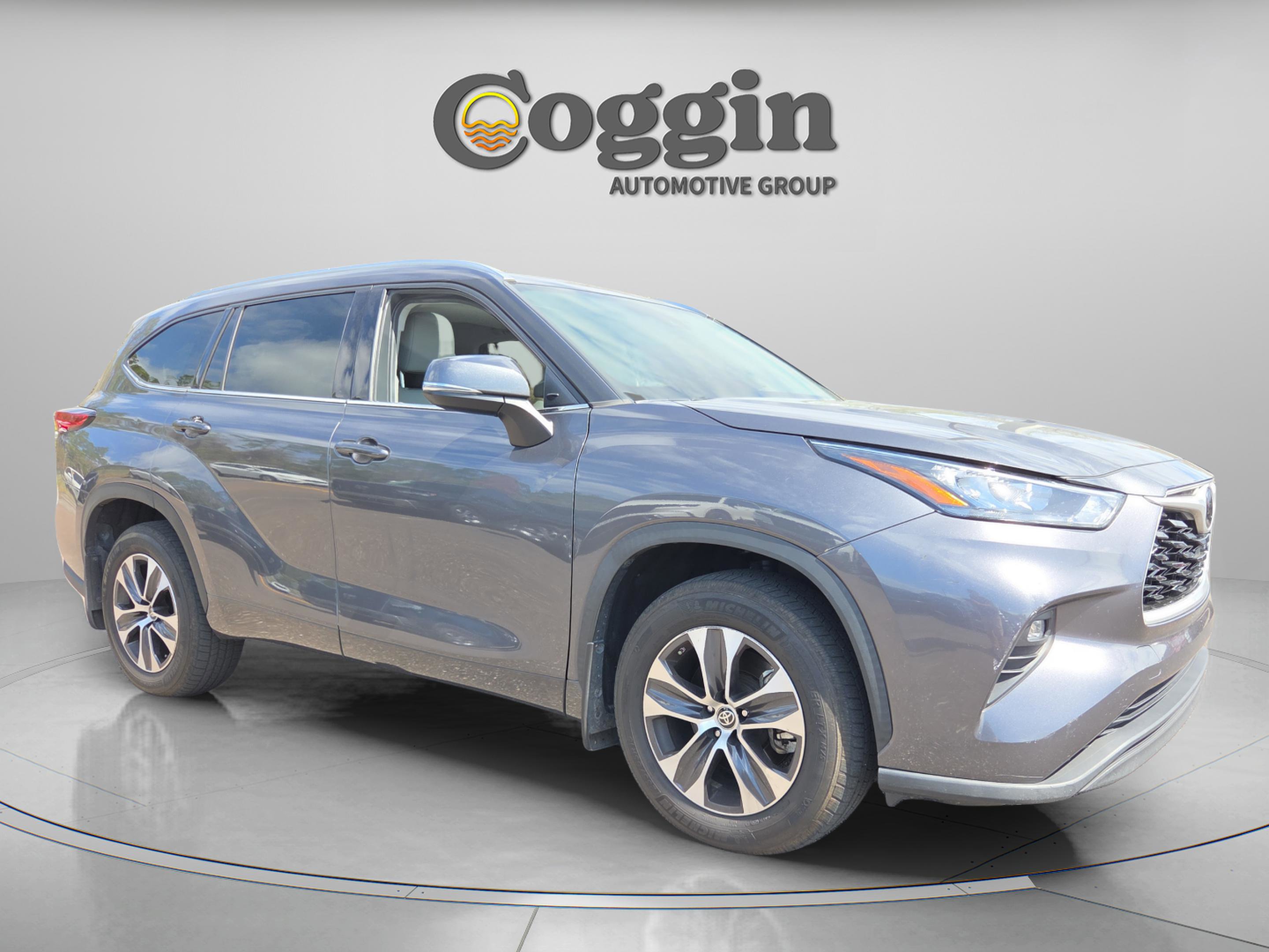 Used 2020 Toyota Highlander XLE image 7