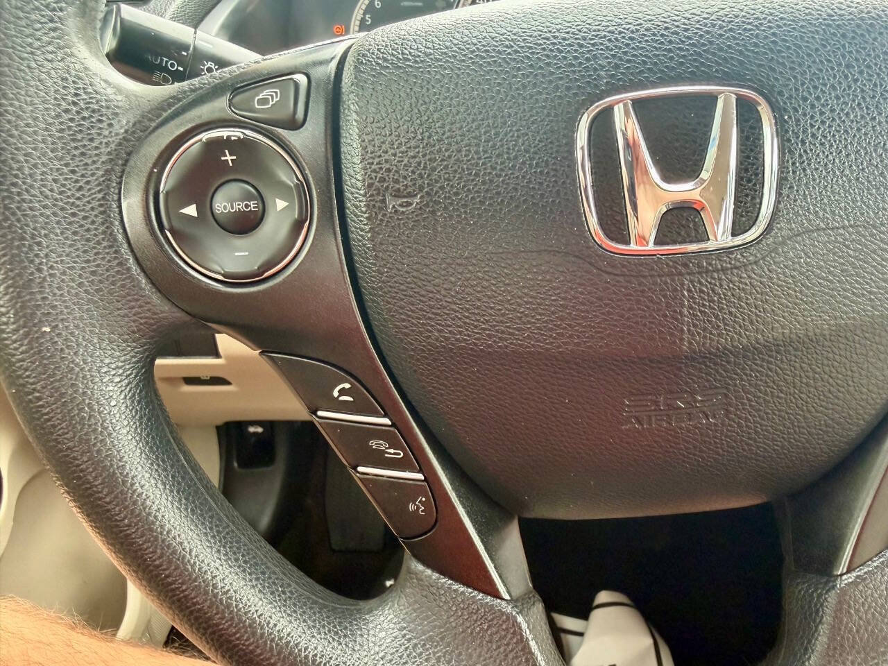 Used 2013 Honda Accord LX image 31