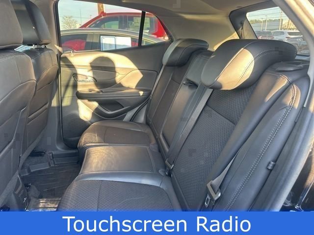 Used 2022 Buick Encore Preferred w/ Safety Package image 8