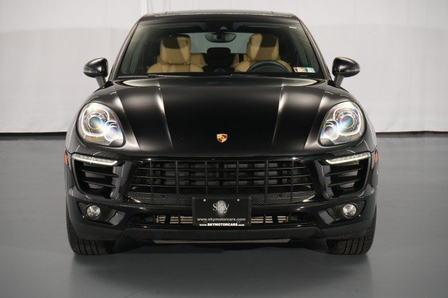Used 2018 Porsche Macan AWD/4WD image 5