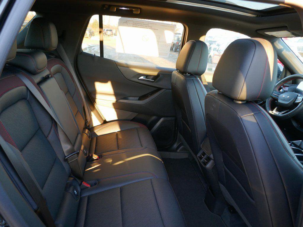 New 2026 Chevrolet Equinox RS w/ Safety and Technology Package image 10