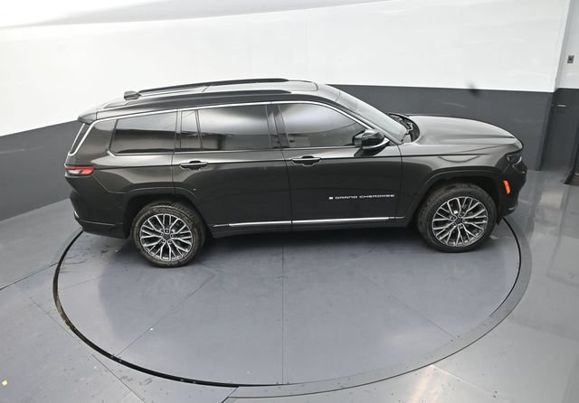 Used 2024 Jeep Grand Cherokee L Summit AWD/4WD image 19