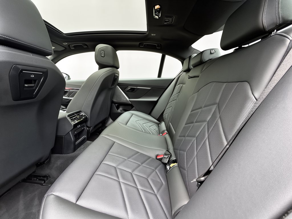Certified 2024 BMW i5 eDrive40i w/ M Sport Package RWD image 24