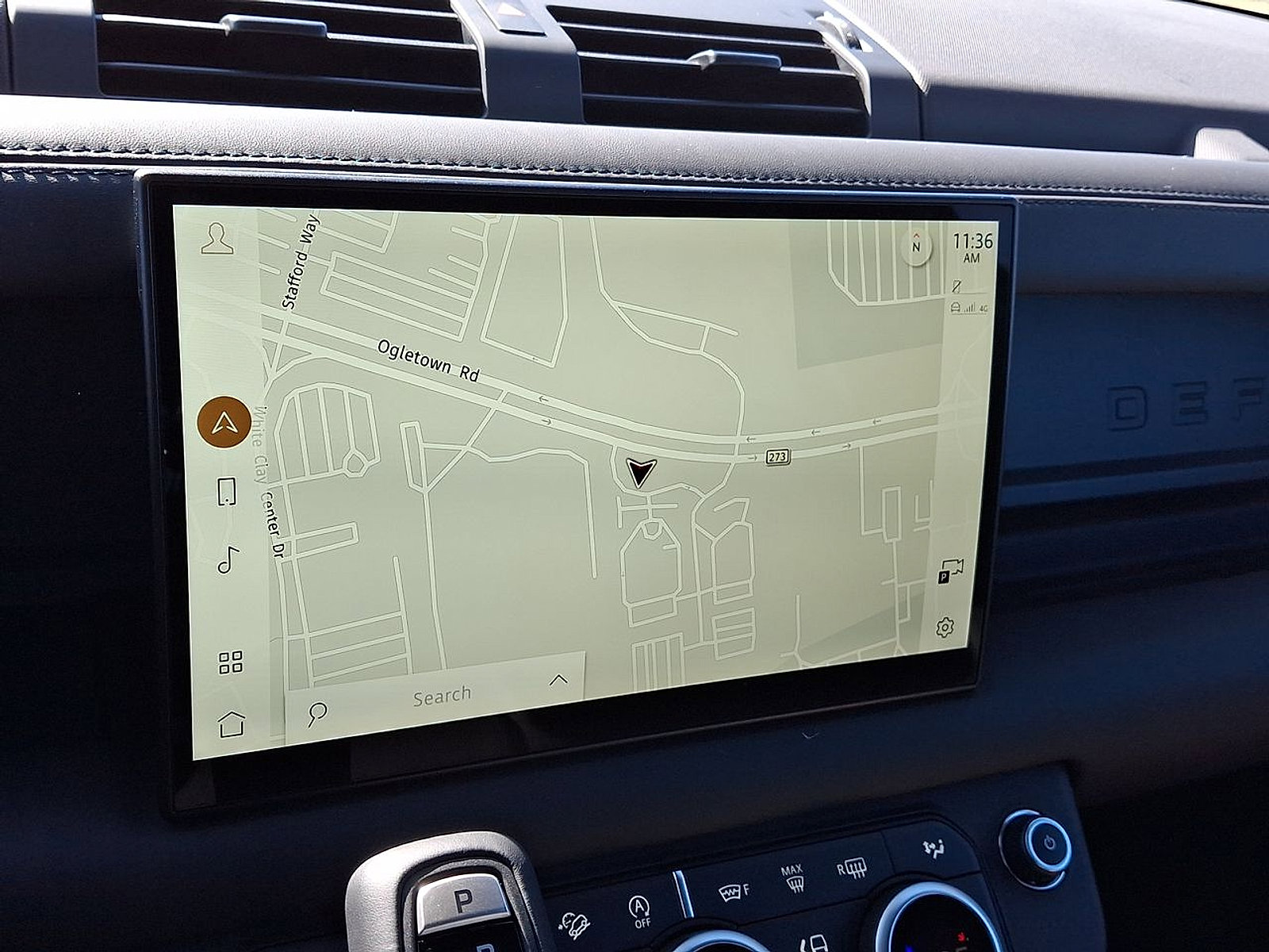 New 2025 Land Rover Defender 110 X-Dynamic SE image 24