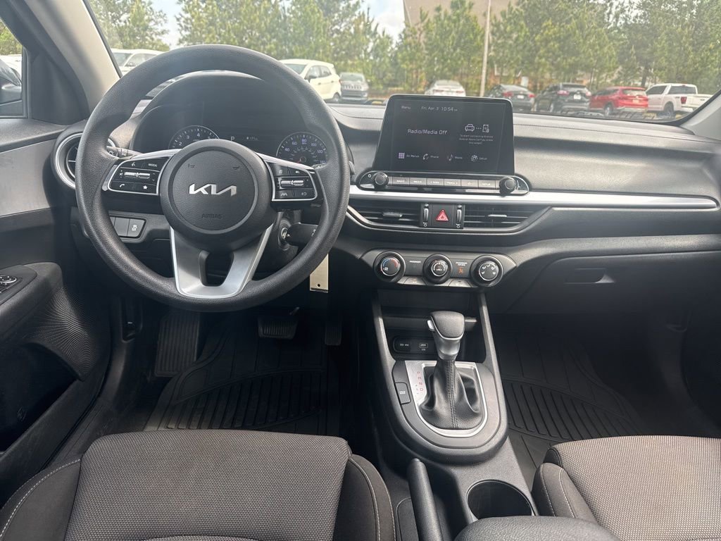 Used 2023 Kia Forte LXS FWD image 3