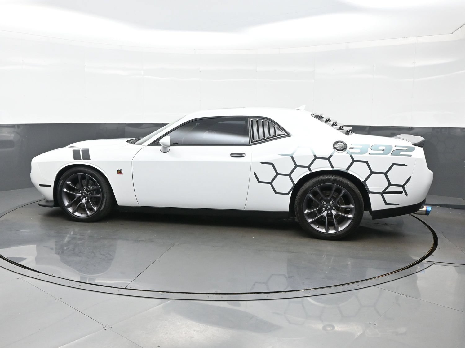 Used 2023 Dodge Challenger R/T Scat Pack w/ Plus Package RWD image 4