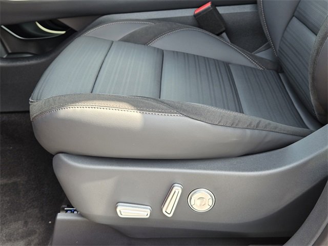 New 2025 Lincoln Nautilus Reserve w/ Jet Appearance Package image 23