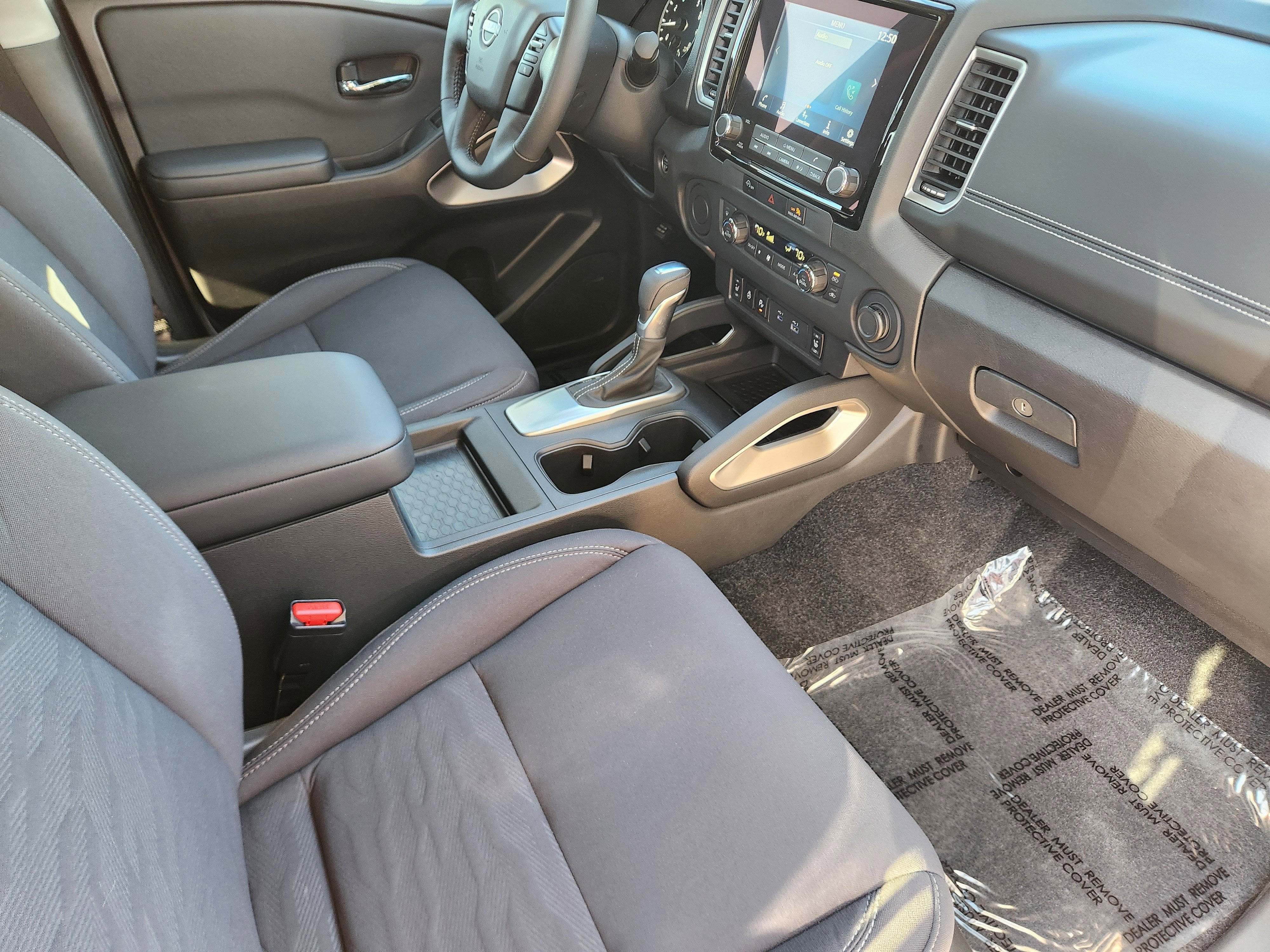 Used 2024 Nissan Frontier SV w/ SV Convenience Package image 16