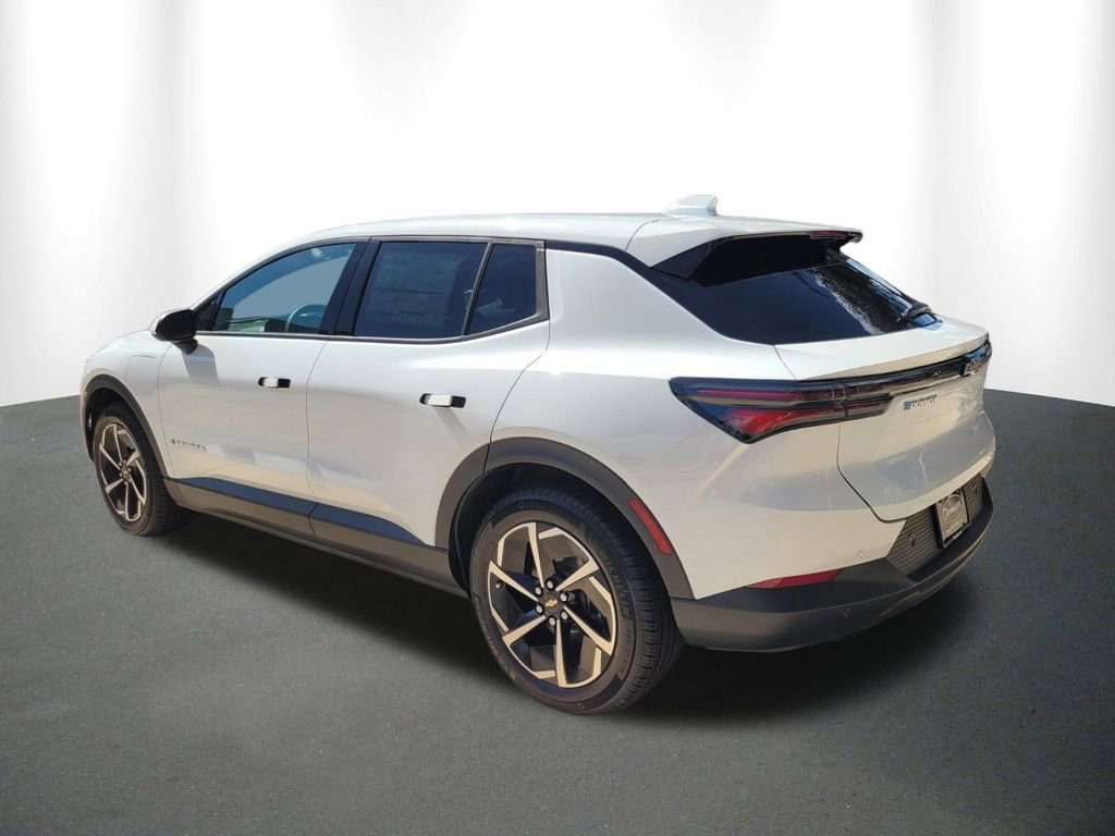 New 2026 Chevrolet Equinox EV LT FWD image 7