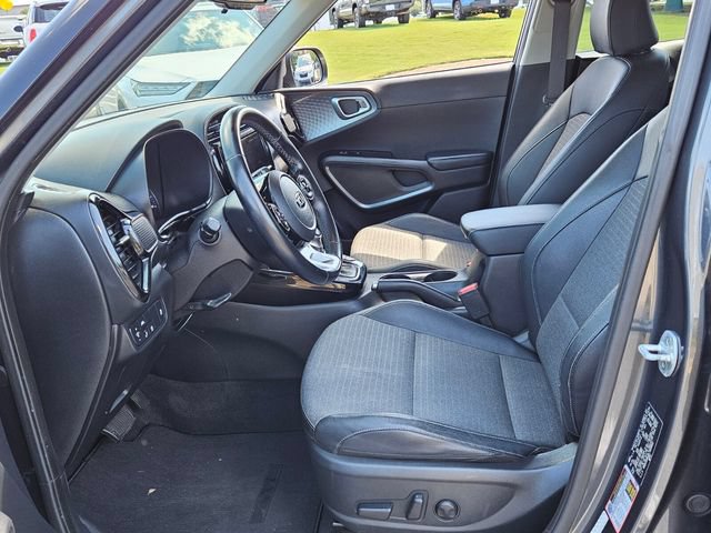Used 2020 Kia Soul EX FWD image 7