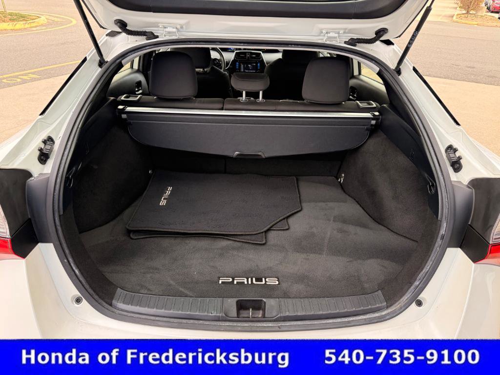 Used 2019 Toyota Prius LE w/ Carpet Mat Package image 20