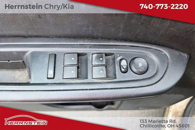 Used 2015 Chevrolet Traverse LT image 16