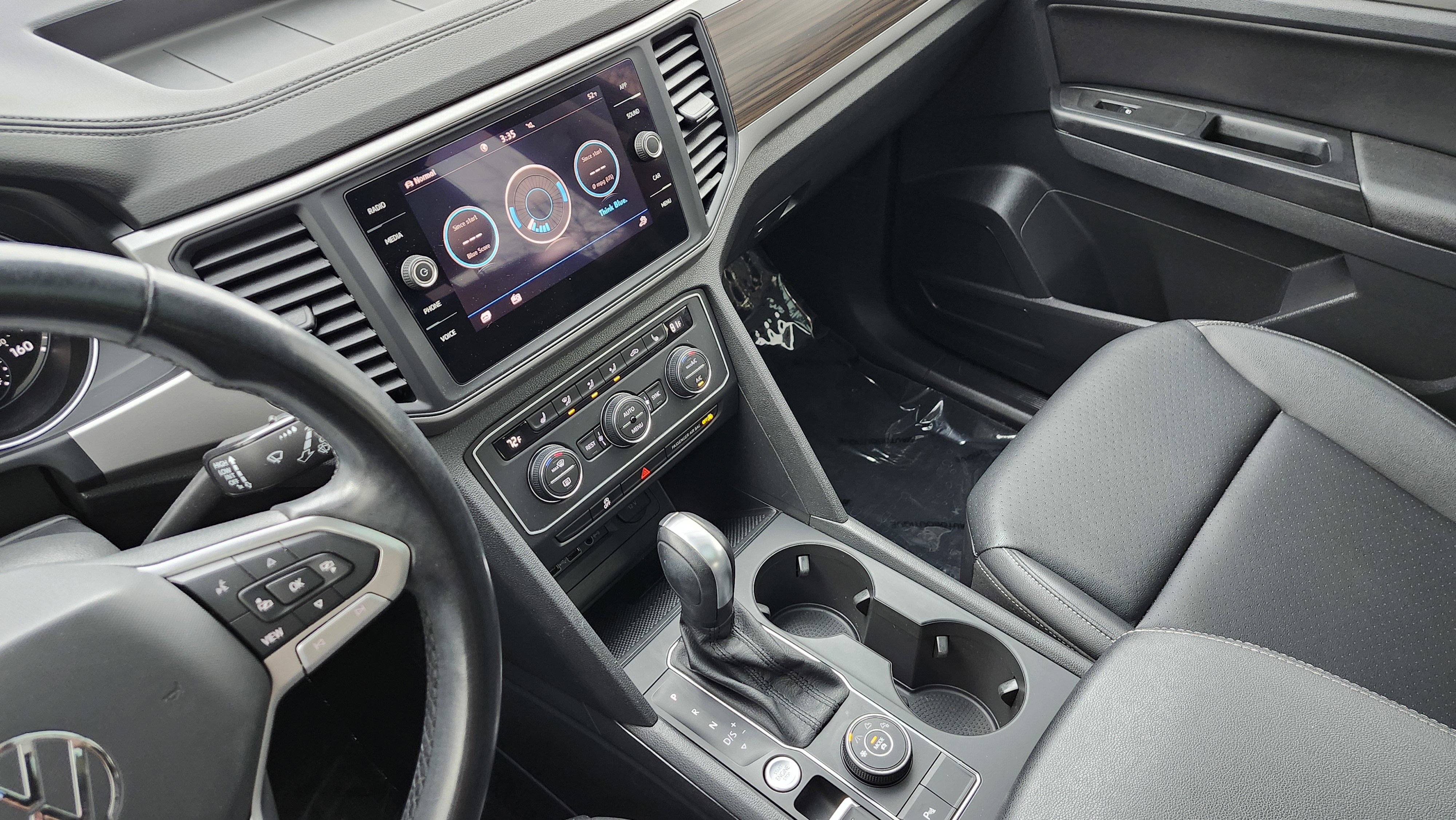 Used 2021 Volkswagen Atlas SE w/ Panoramic Sunroof Package image 31