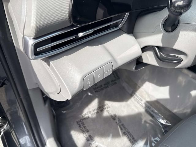 Used 2024 Hyundai Elantra SEL image 19