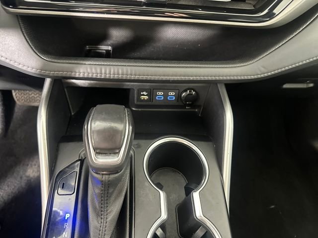 Used 2022 Toyota Highlander XLE image 24