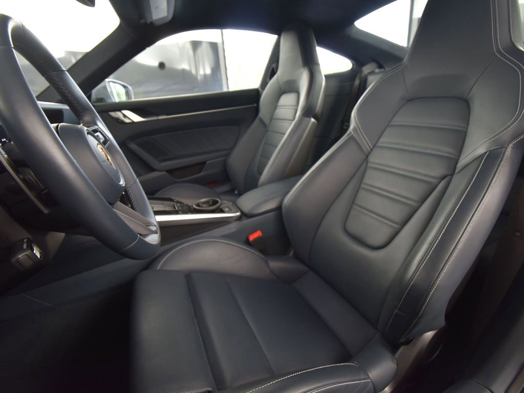 Used 2021 Porsche 911 Turbo S image 5