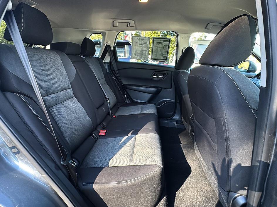 Certified 2025 Nissan Rogue SV AWD/4WD image 23