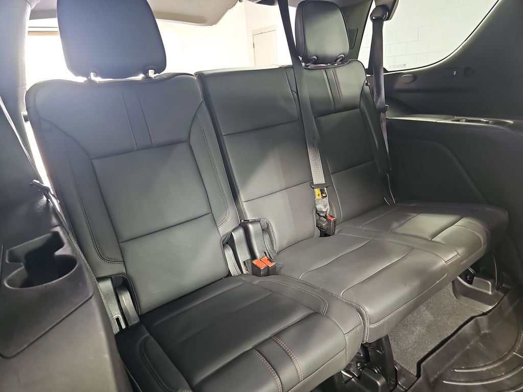 Used 2022 Chevrolet Tahoe RST w/ Luxury Package AWD/4WD image 15