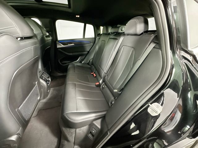 Used 2025 BMW X4 xDrive30i image 26