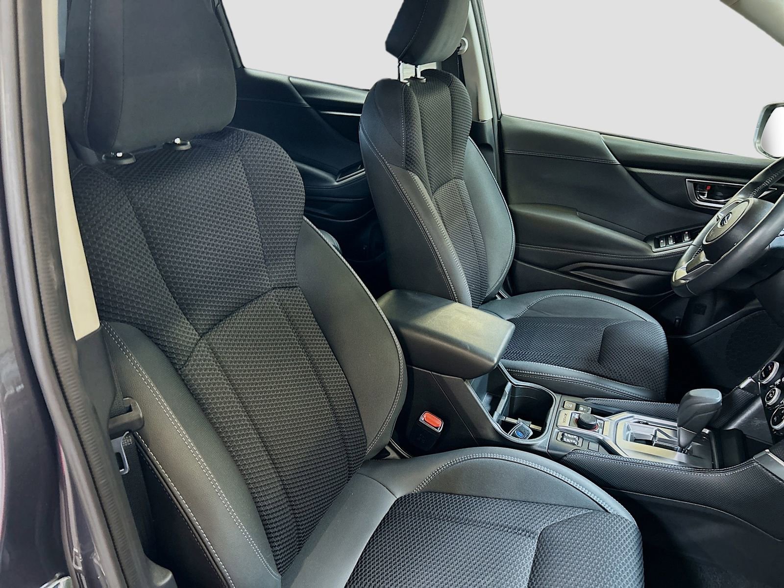 Used 2024 Subaru Forester Premium image 28