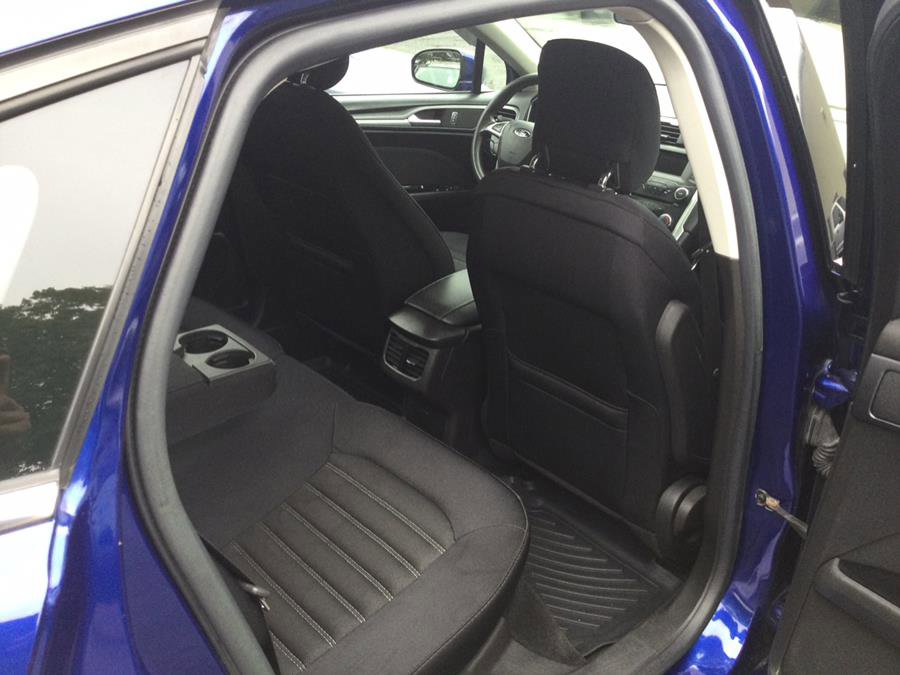 Used 2014 Ford Fusion SE image 20