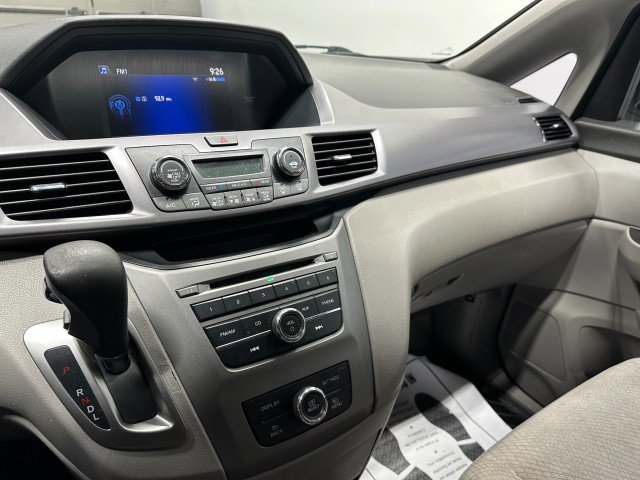 Used 2014 Honda Odyssey LX image 12