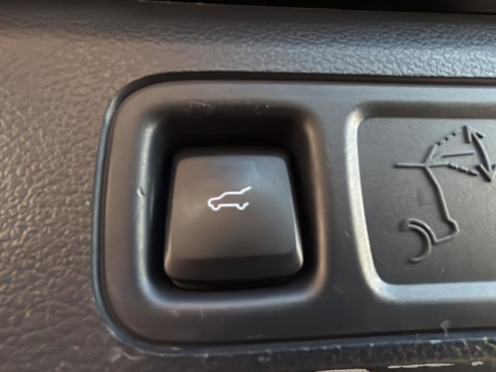 Used 2024 Ford Expedition Limited image 51