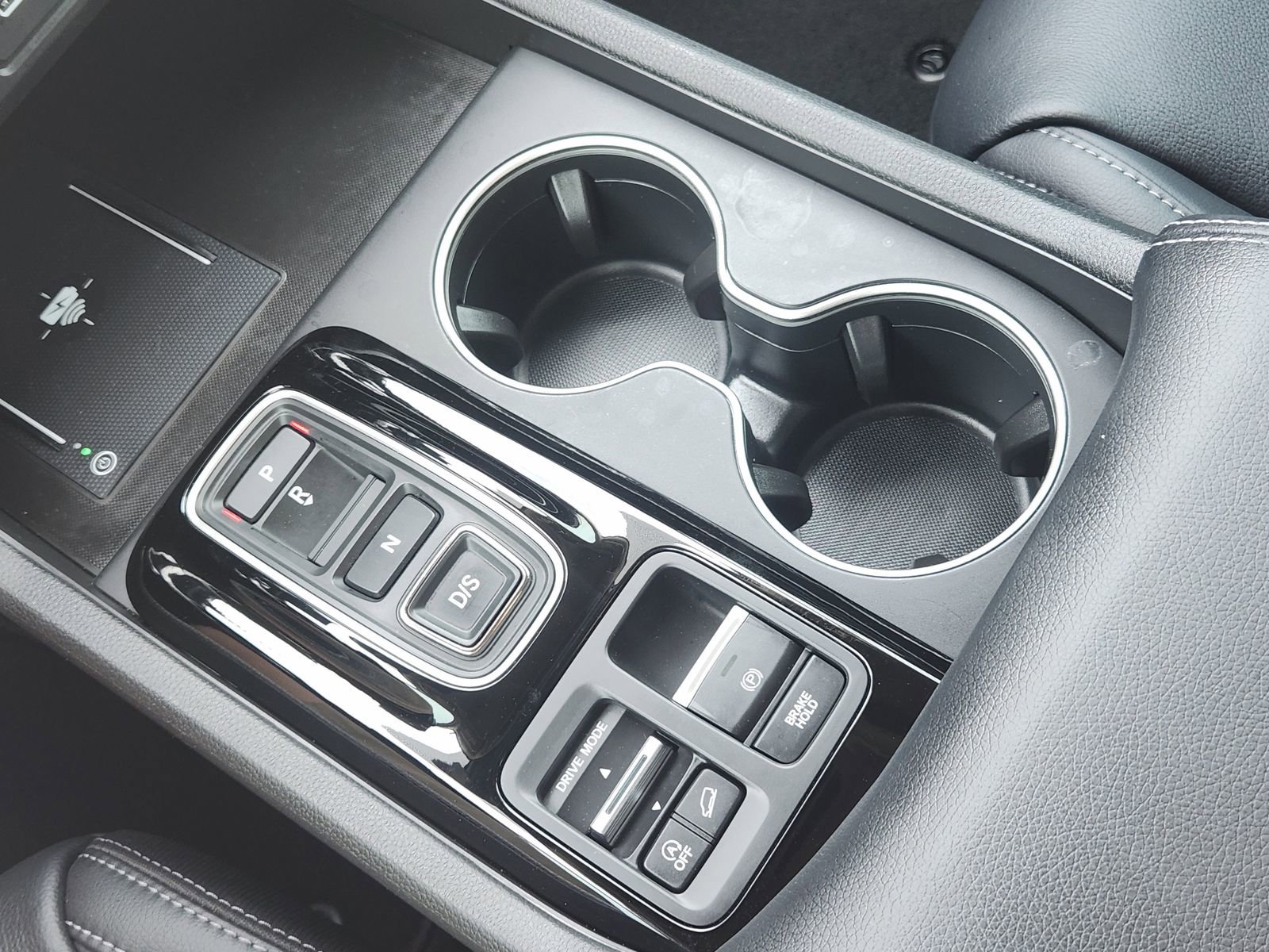 Certified 2023 Honda Pilot Touring image 23