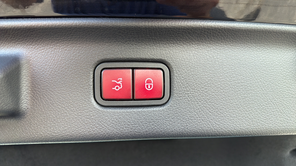 Used 2023 Mercedes-Benz Maybach S 580 4MATIC image 45